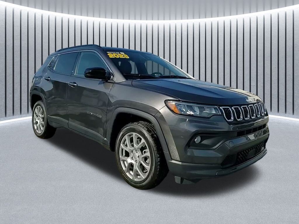 Used 2023 Jeep Compass Latitude Lux SUV