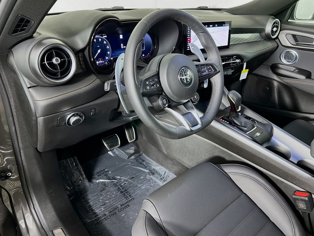 2026 Alfa Romeo Tonale Veloce - Photo 9