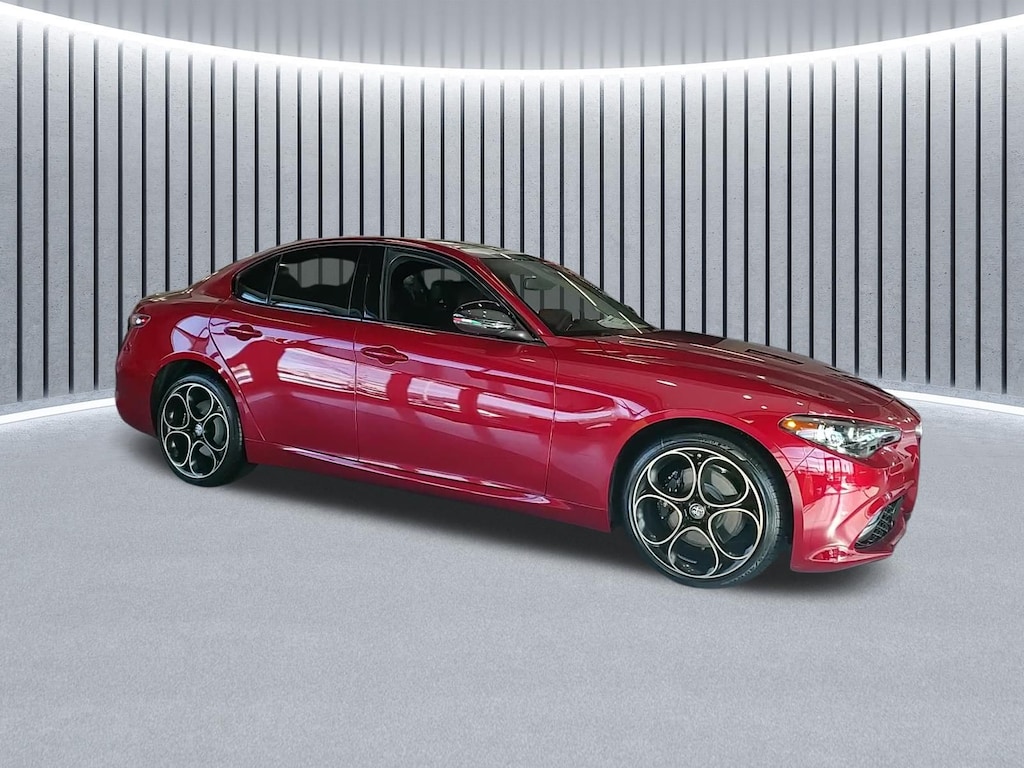 New 2025 Alfa Romeo Giulia INTENSA AWD Sedan