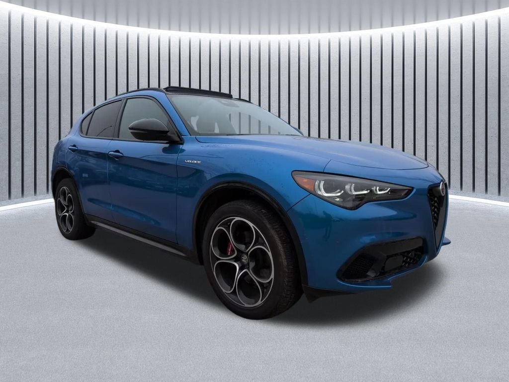 2024 Alfa Romeo Stelvio Veloce AWD's photo