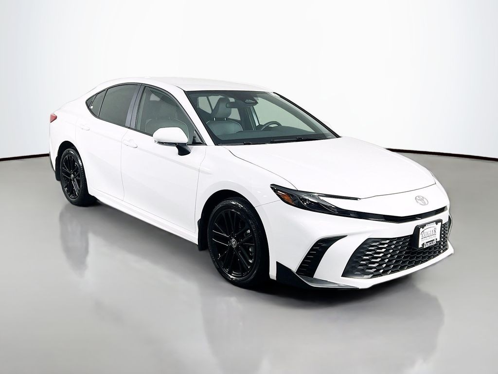 Used 2025 Toyota Camry SE Sedan