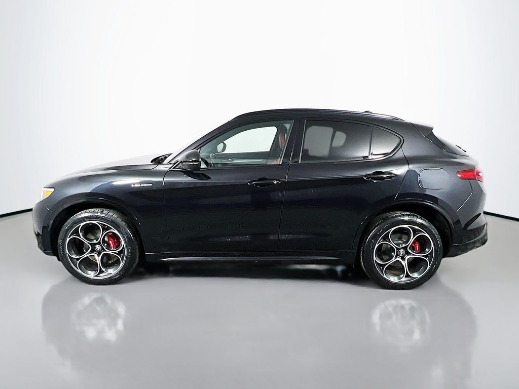 Used 2022 Alfa Romeo Stelvio Veloce SUV