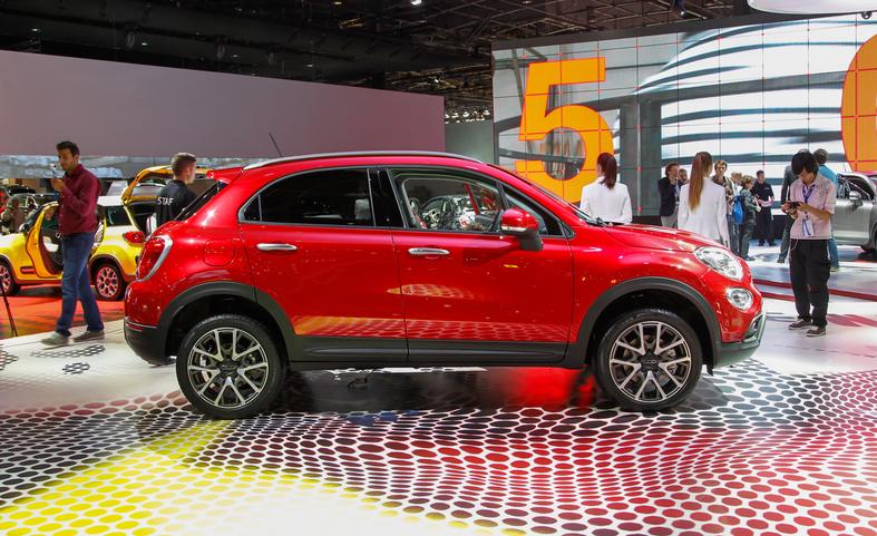 2016-fiat-500x-photo-639552-s-787x481.jpg