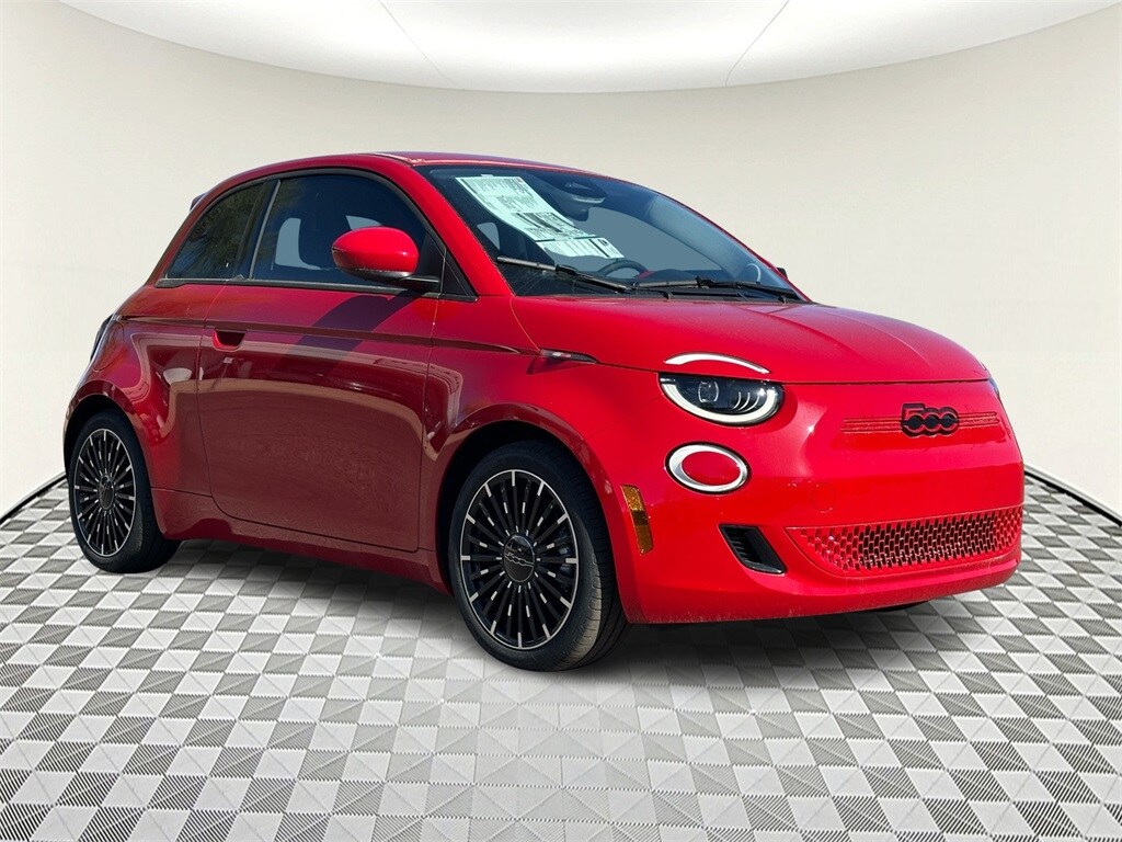 2024 Fiat 500e Red photo 2
