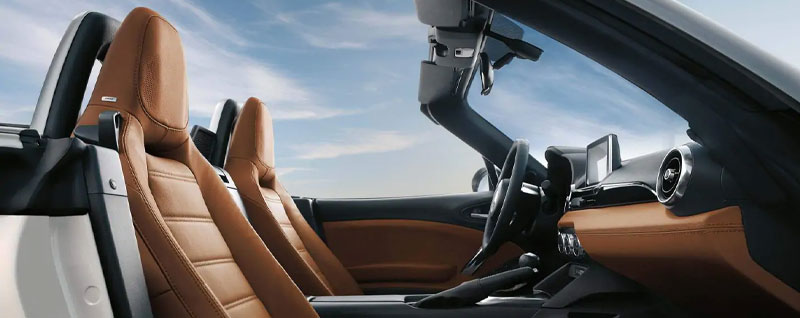 Premium leather in 2020 Fiat 124 Spider