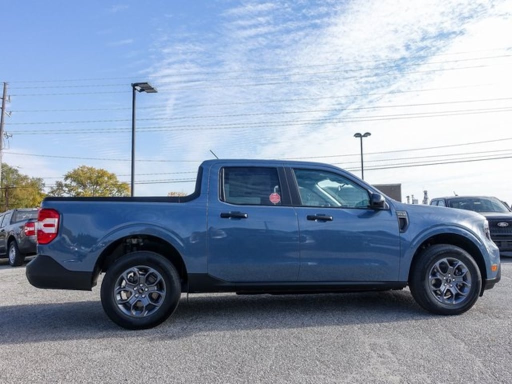 New 2025 Ford Maverick XLT Truck
