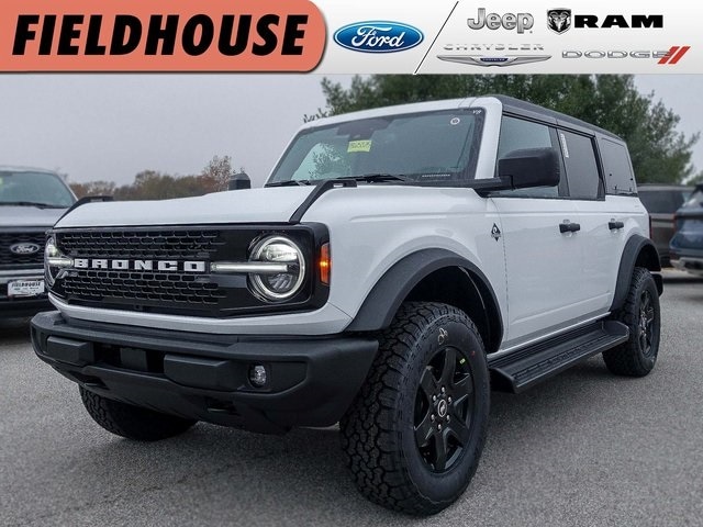 2025 Ford Bronco 4-Door Outer Banks's photo
