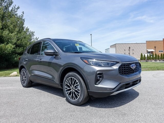 2024 Ford Escape Plug-In Hybrid photo 3