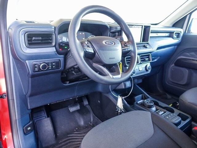 2024 Ford Maverick XL photo 2