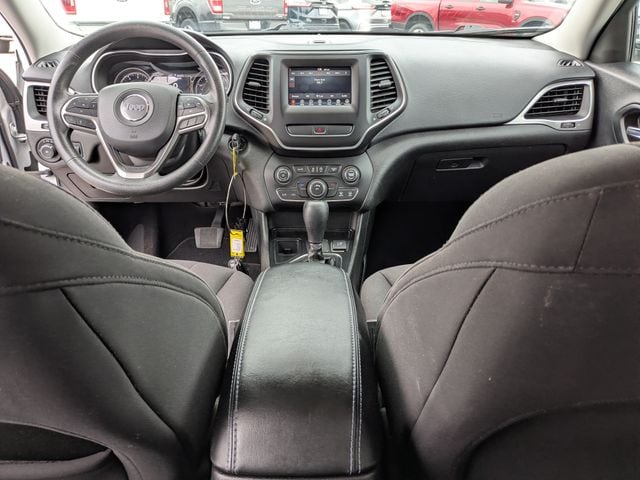 Used 2019 Jeep Cherokee Latitude with VIN 1C4PJLCB4KD265204 for sale in De Motte, IN