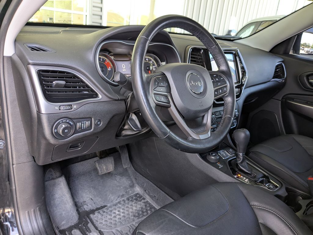 Used 2021 Jeep Cherokee Limited with VIN 1C4PJMDX1MD133486 for sale in De Motte, IN