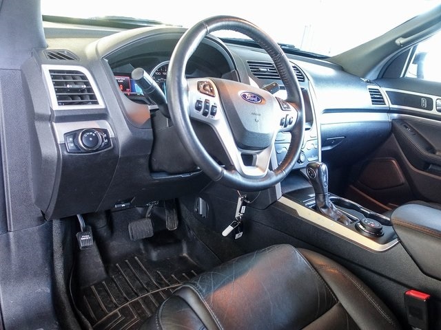 Used 2015 Ford Explorer XLT with VIN 1FM5K8D8XFGA32626 for sale in De Motte, IN