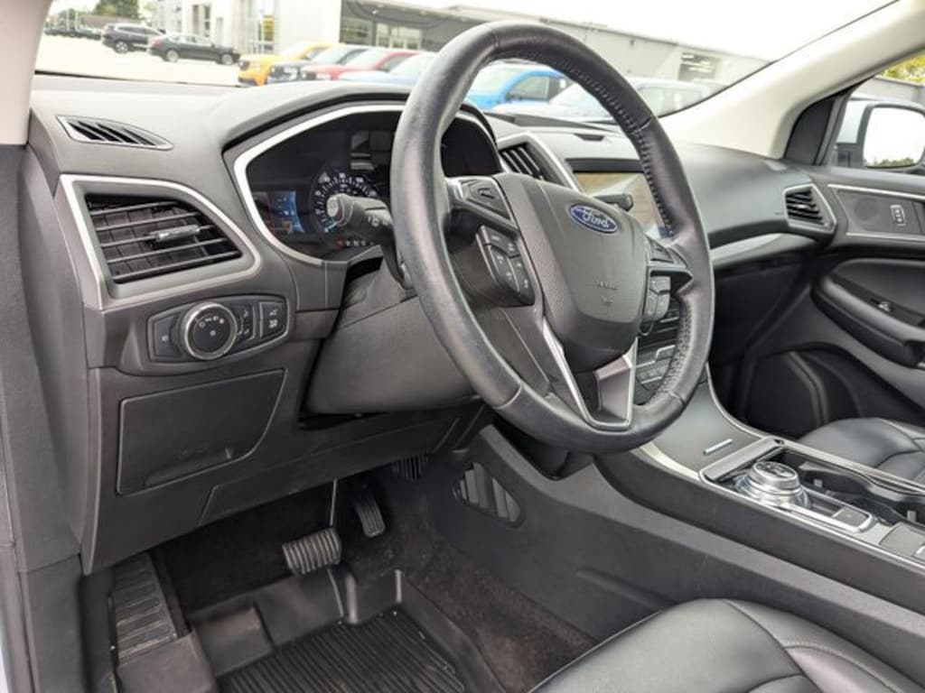 Used 2020 Ford Edge SEL SUV