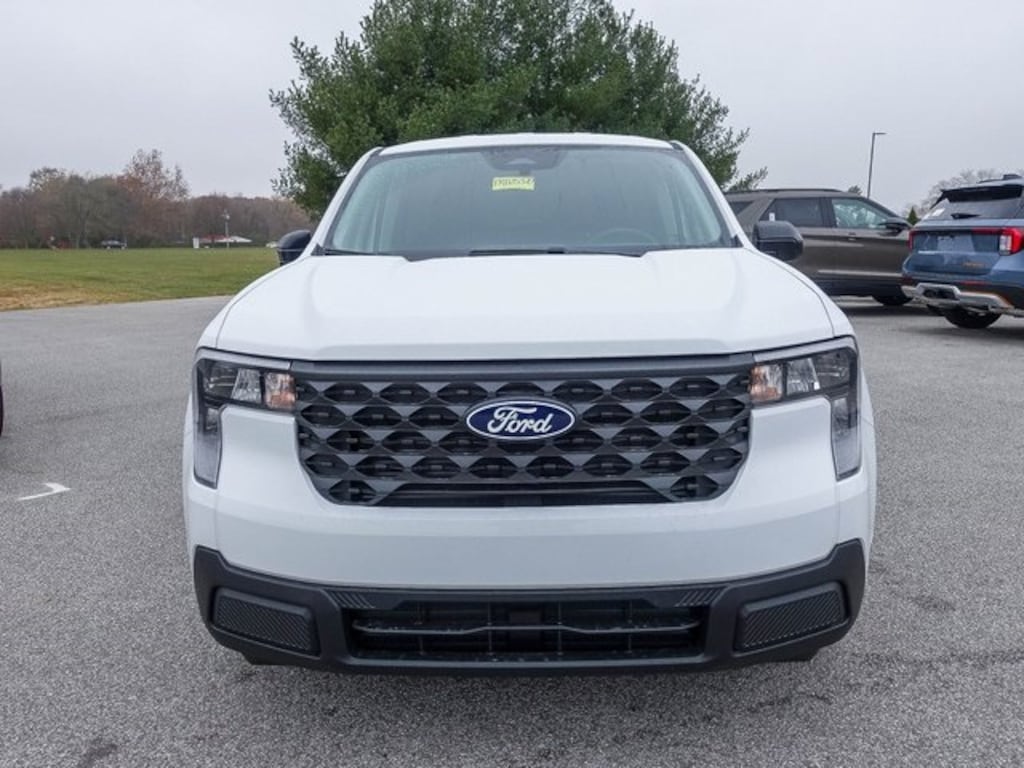 New 2025 Ford Maverick XL Truck