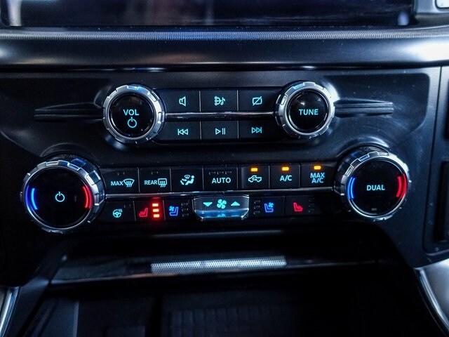 2022 Ford F-150 Platinum photo 3