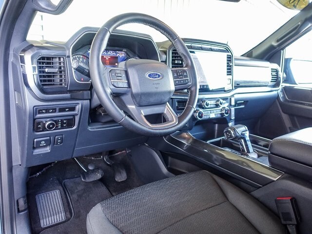 2023 Ford F-150 XLT photo 2