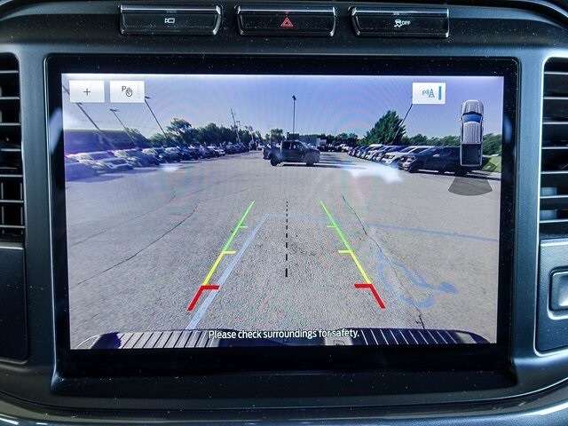 2023 Ford F-150 XLT photo 3