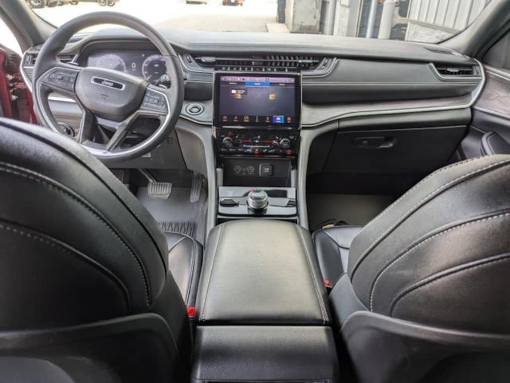 Used 2024 Jeep Grand Cherokee Limited SUV