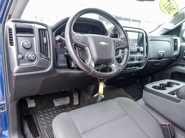 Used 2017 Chevrolet Silverado 1500 LT with VIN 1GCVKREC0HZ388443 for sale in Demotte, IN