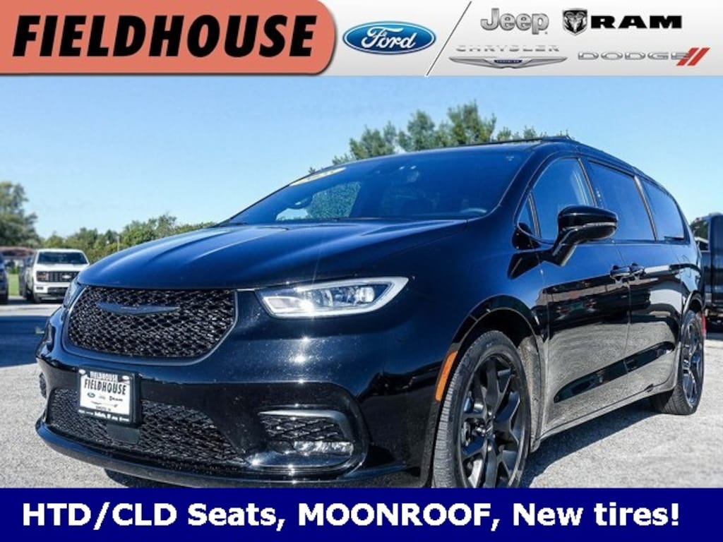 Used 2025 Chrysler Pacifica Limited Minivan/Van