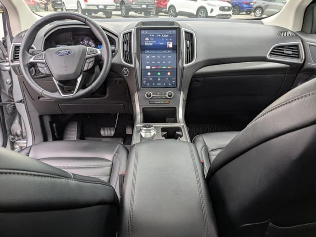 Used 2023 Ford Edge SEL SUV