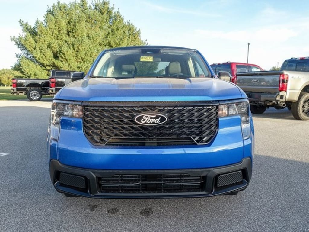 New 2025 Ford Maverick XLT Truck