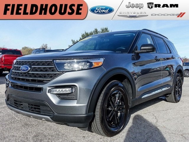 2023 Ford Explorer XLT's photo