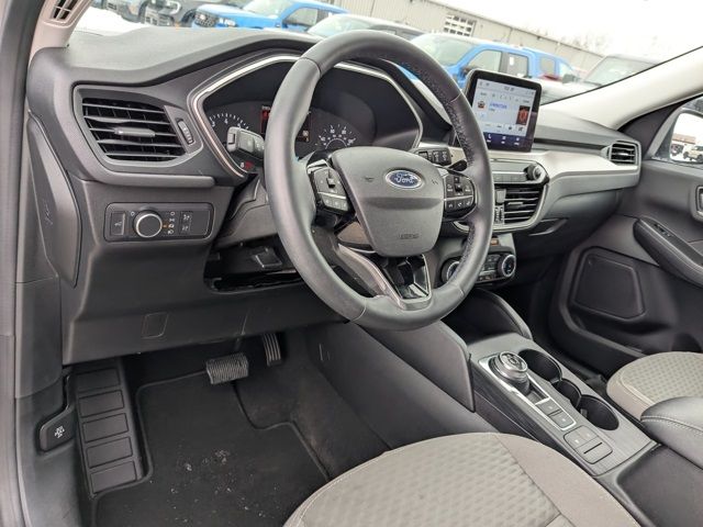 Used 2022 Ford Escape SE with VIN 1FMCU9G64NUB71037 for sale in De Motte, IN