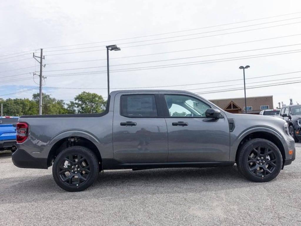 New 2025 Ford Maverick XLT Truck
