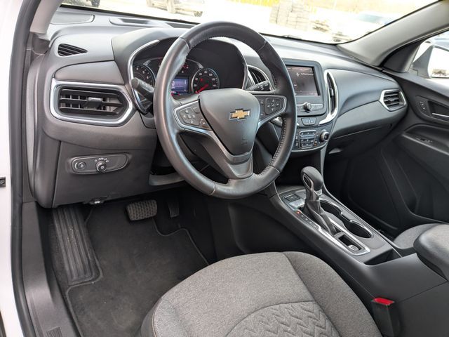 Used 2022 Chevrolet Equinox LT with VIN 3GNAXUEV6NL298695 for sale in De Motte, IN