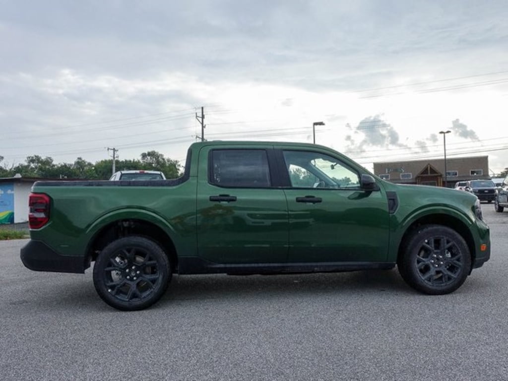 New 2025 Ford Maverick XLT Truck