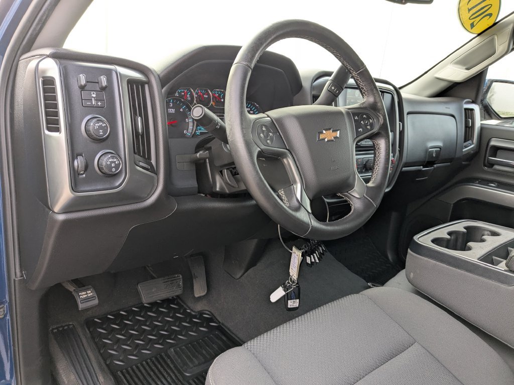 Used 2019 Chevrolet Silverado 1500 LD LT with VIN 2GCVKPEC8K1199026 for sale in De Motte, IN