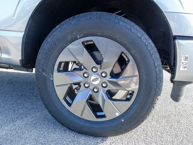 2025 Ford F-150 STX photo 2