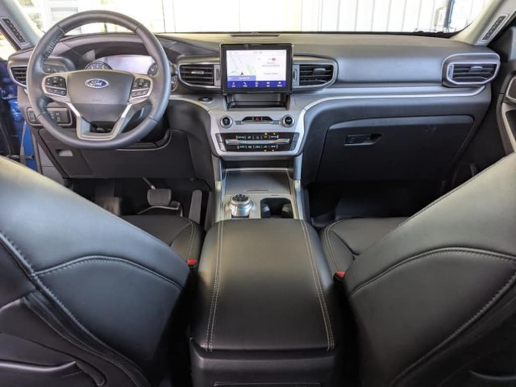 Used 2023 Ford Explorer XLT SUV