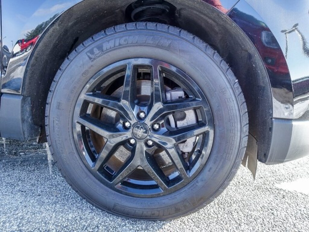 Used 2023 Ford Edge SEL SUV