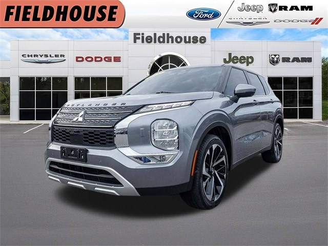 2022 Mitsubishi Outlander SE's photo