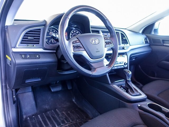 2018 Hyundai Elantra Value Edition photo 3