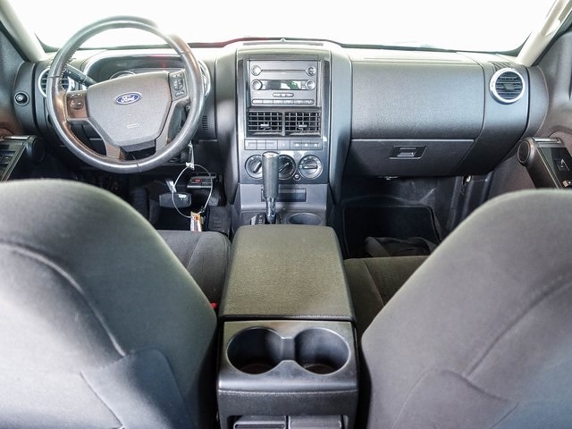Used 2009 Ford Explorer Sport Trac XLT with VIN 1FMEU51E29UA03405 for sale in De Motte, IN