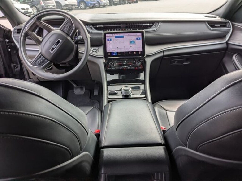 Used 2024 Jeep Grand Cherokee Limited SUV