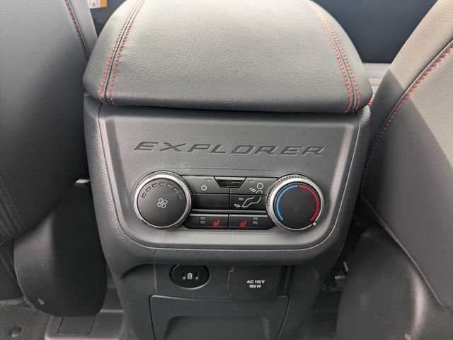 2026 Ford Explorer ST-Line - Photo 23