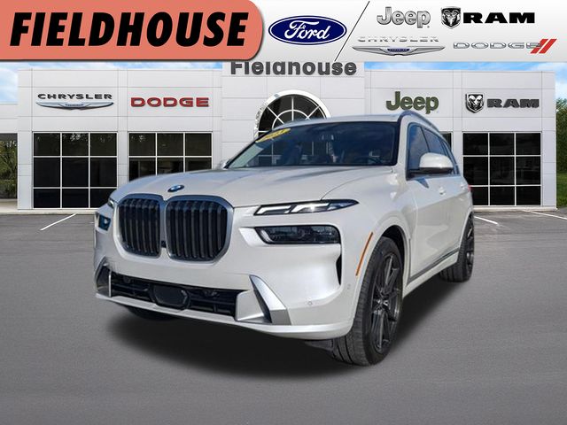 2023 BMW X7 xDrive40i's photo