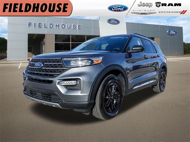 2023 Ford Explorer XLT's photo