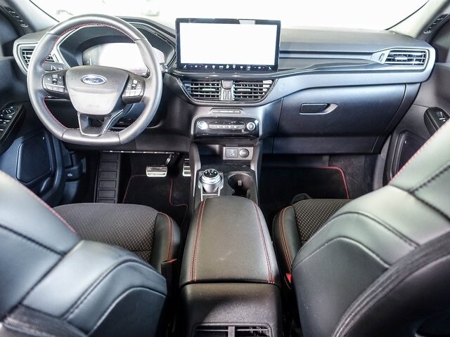 2023 Ford Escape ST-Line photo 4