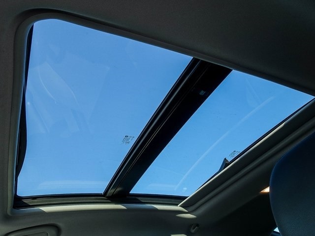 Used 2019 Chevrolet Malibu Premier with VIN 1G1ZE5SX7KF147375 for sale in De Motte, IN