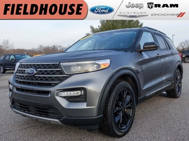2023 Ford Explorer XLT's photo
