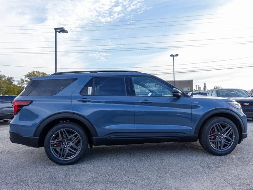 New 2026 Ford Explorer ST-Line SUV
