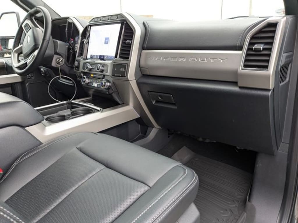 Used 2022 Ford F-250SD Lariat Truck