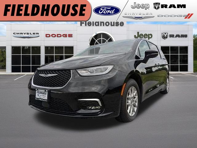 2024 Chrysler Pacifica Touring L's photo