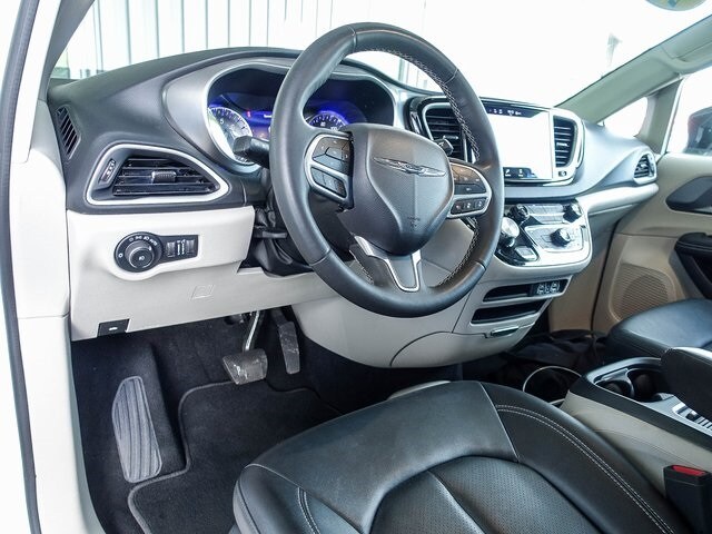 Used 2024 Chrysler Pacifica Touring L with VIN 2C4RC1BG1RR120259 for sale in Demotte, IN