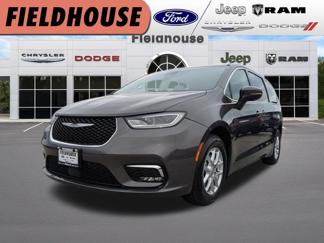 2023 Chrysler Pacifica Touring L's photo